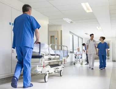 Μάτι: 11 εγκαυματίες νοσηλεύονται σε κρίσιμη κατάσταση